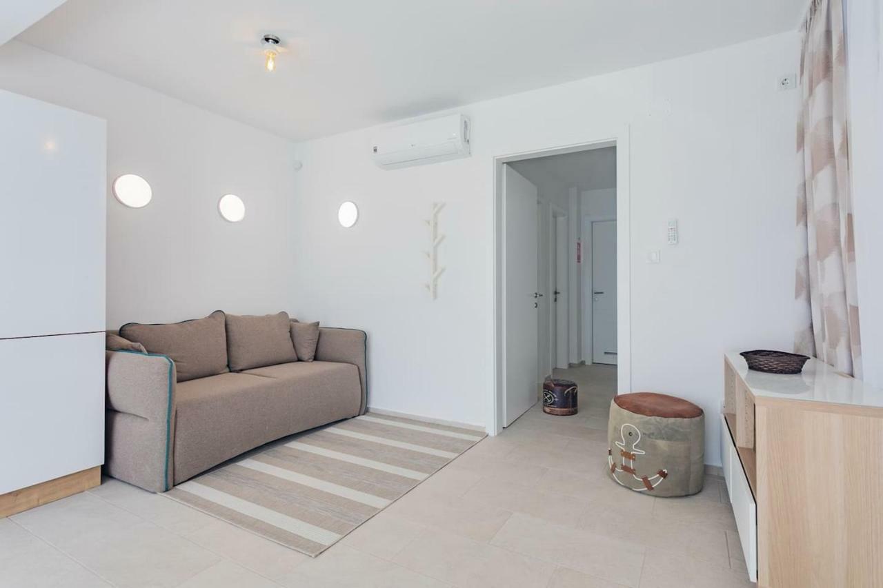 Villa Compass; Luxury Experience In Natural Bay. Ražanj Dış mekan fotoğraf