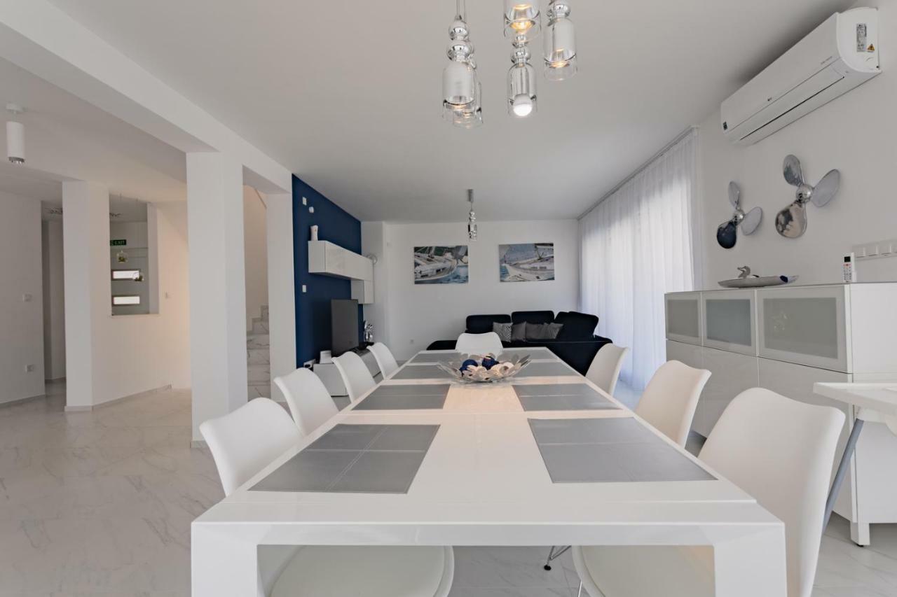 Villa Compass; Luxury Experience In Natural Bay. Ražanj Dış mekan fotoğraf